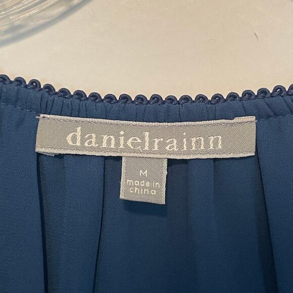 Daniel Rainn Blue Paisley Keyhole Blouse Womens Medium Long Sleeve Career Top - Picture 7 of 10